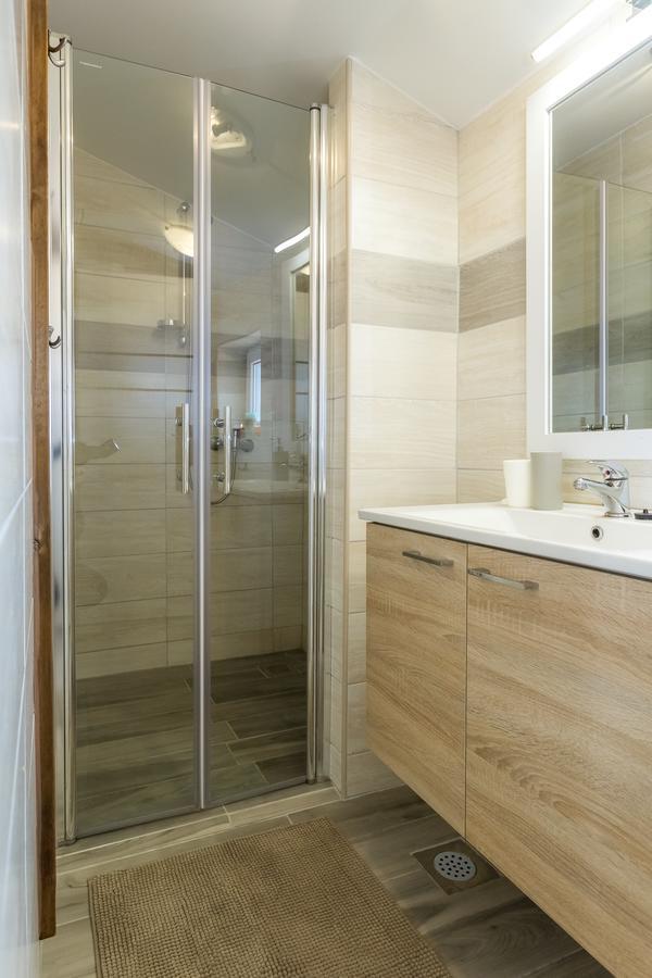 Apartments In City Center Ventus Novalja Exterior foto